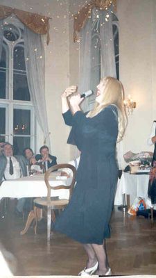Eva Pilarov�  XIV.ples