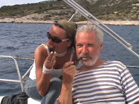 Vendulka s kapit�nem a zase kou�en�